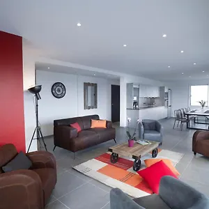 appartement-tournette.hotels-rhonealpes.com/